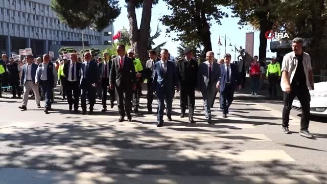 20 bin yaya geçidinde 200 bin kolluk personeliyle yaya güvenliği nöbeti tuttu