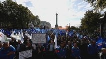 Los policías franceses protestan, hartos de suicidios y de sus condiciones