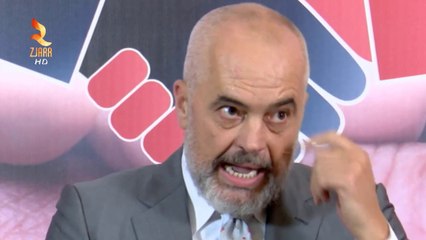 RAMA REPLIKON ME BASHËN KALI ME KARROCË I THOTË TRENIT HAP KRAHUN