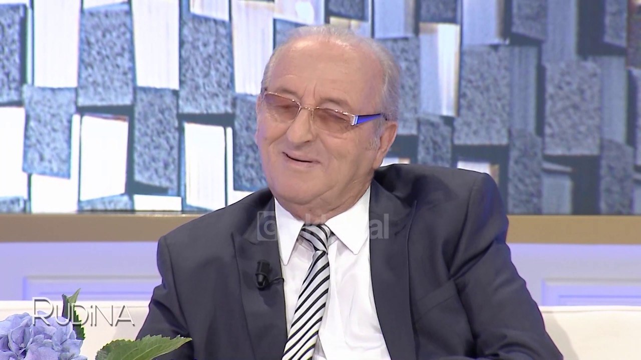 “Nje bionde e bukur”, vajza qe u be frymezim per kengen e pare te Luan Zhegut