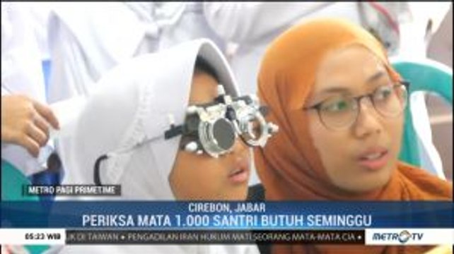 Metro TV Bagikan Seribu Kaca Mata Gratis di Ponpes Buntet Cirebon