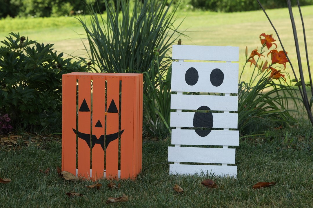 Halloween Pallet Decor