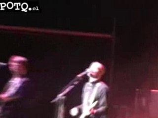 Travis - Intro + Selfish Jean (Santiago, Chile, 04.11.2007)