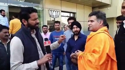 Ravinder Raina on Shehla Rashid decision of Joining Shah Faesal party