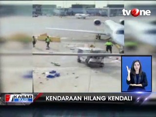 Kendaraan Operasional Lepas Kendali di Bandara