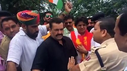 Police foil Karni Sena activist bid to enter J&K