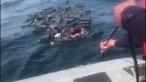 Tres narcos sobreviven en alta mar a un naufragio aferrados a los fardos