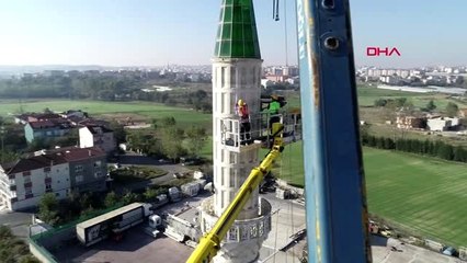 Arnavutköy'de zarar gören minare yıkılıyor 2