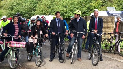 100 Cyclists Descend On Cardiff!