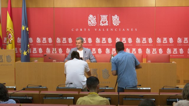 Cantó: El PSOE dice 'España Ahora' pero elige a Torra en Cataluña