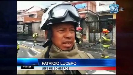 Pánico por incendio registrado en un cantón de la provincia del Azuay