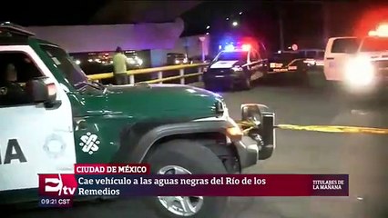 Vehículo cae a las aguas del Río de los Remedios