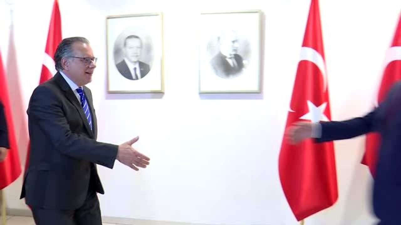 Dışişleri Bakan Yardımcısı Kıran, Yunan Bakan Vekili Kumuçakos ile görüştü