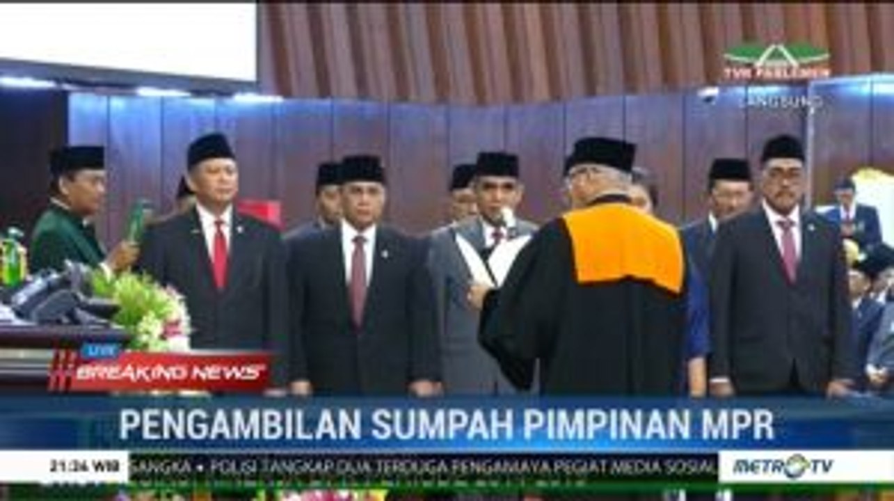 Sepuluh Pimpinan MPR RI Ucapkan Sumpah Jabatan