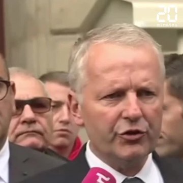 Attaque au couteau à la préfecture de Paris: Le procureur de Paris fait le point