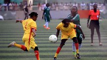 Bei den Frauen rollt im Sudan erstmals der Ball