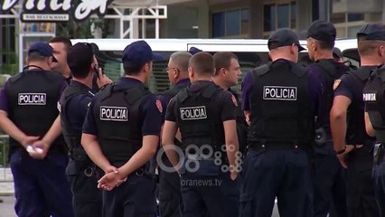 Ora news - Rreth 60% e policëve transferohen jashtë vendbanimit pa asnjë kriter