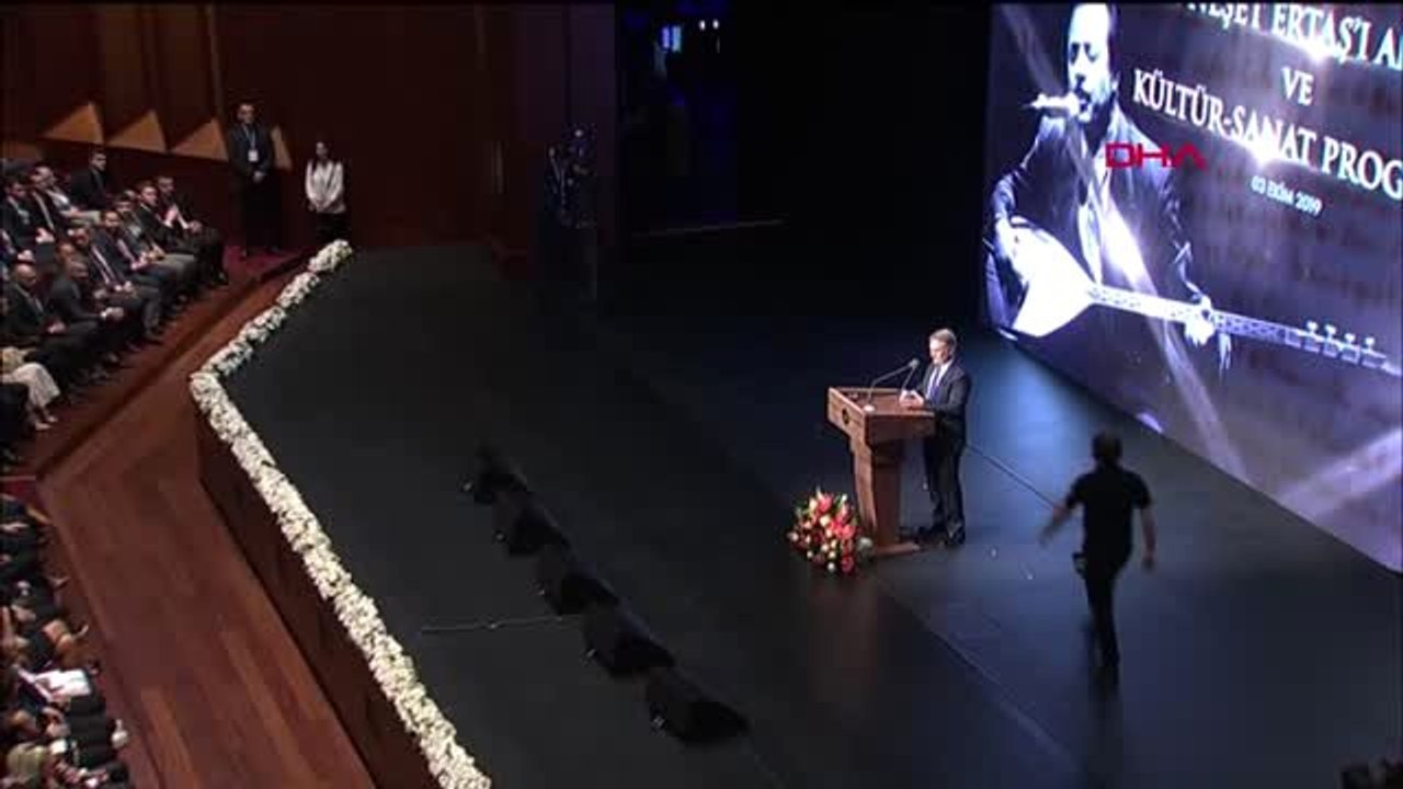 Neşet ertaş, beştepe'deki etkinlikle anıldı, cumhurbaşkanlığı sözcüsü ibrahim kalın türkülerini...