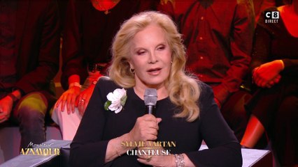 Sylvie Vartan évoque sa rencontre avec Charles Aznavour : "J'étais très intimidée'