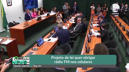 Projeto de lei quer obrigar rádio FM nos celulares