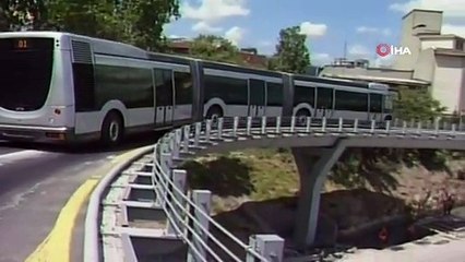 Metrobüsten yıllık 165 milyon dolar gelir elde ediliyor