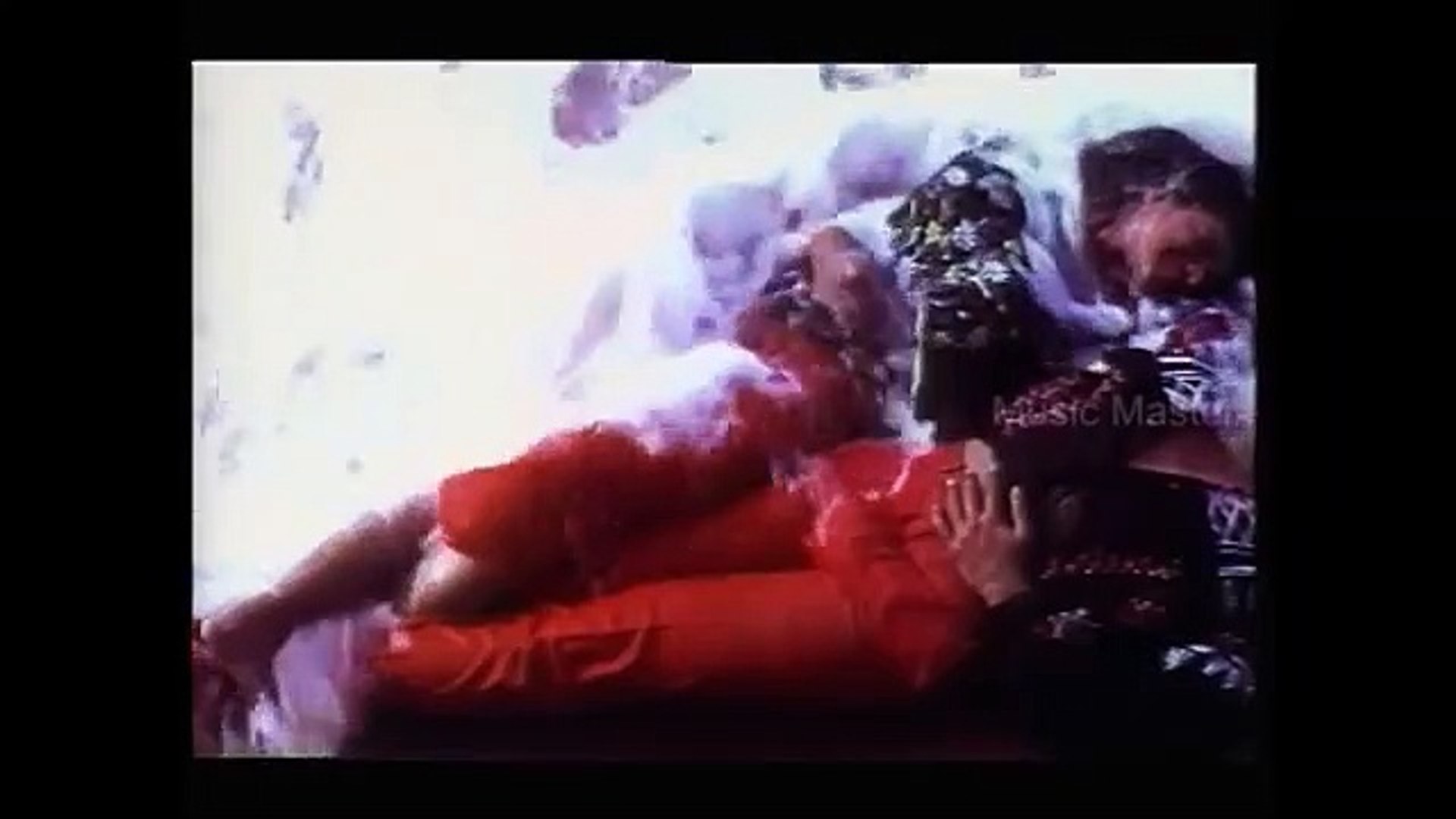 ⁣Puthunaal Iravu Video Song-Chembaruthi Movie Songs 1992