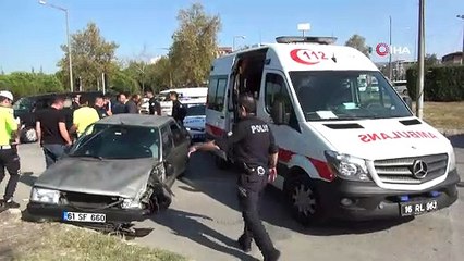 Polisten 18 kilometre boyunca kaçtılar, kaza yapınca yakalandılar