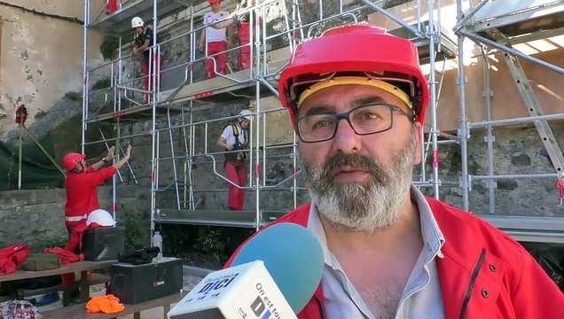 Digne-les-Bains _ Les lycéens mettent la main à la pâte sur le chantier citoyen de la place de la juiverie
