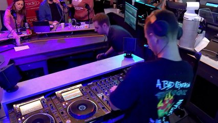 Siflex est le DJ du vendredi dans Bruno dans la Radio (04/10/19)