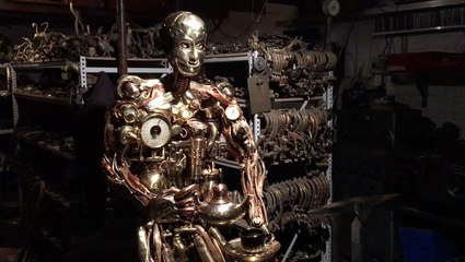 'Aromaton' The Coffee-Making Robot Is Ready To Serve Your Morning Brew