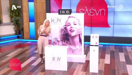 Ελένη Μενεγάκη: Το δημόσιο σ’ αγαπώ στον Μάκη Παντζόπουλο!