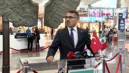 Meksikalı sanatçı jorge marin'in heykelleri istanbul havalimanı'nda