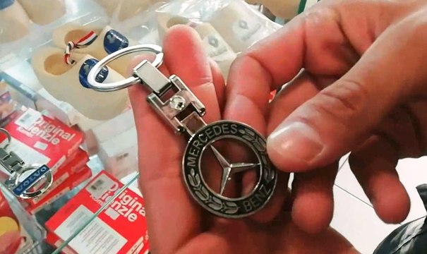 Torino - Ricambi e accessori per veicoli contraffatti: sequestri per 1,5 milioni (01.10.19)