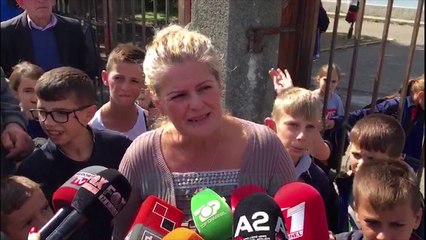 Helmimi i nxënësve/ Shoqërohen pronarët e fast food-it - News, Lajme - Vizion Plus