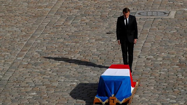 گلچین ویدئوهای بدون شرح هفته؛ از تشییع جنازه شیراک تا طوفان لورنزو