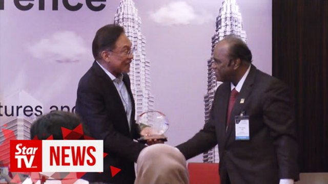 Anwar: Rule of law should apply to people in power too