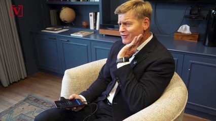 Doctor Hails His Ultrasound Device a ‘Time Machine’ After Discovering Cancer in His Own Neck