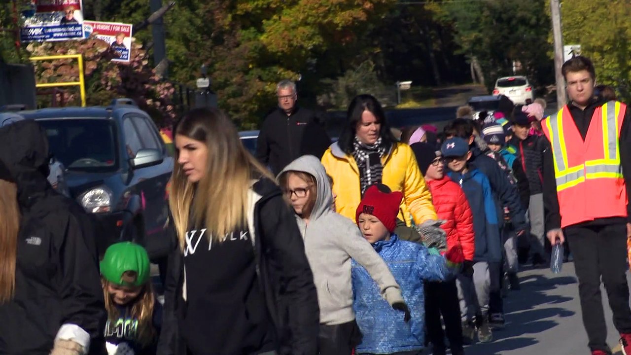 La Marche en pieds de bas est de retour