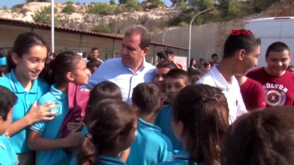 Mersin nesli tükenmekte olan 'mısır akbabası' doğaya bırakıldı