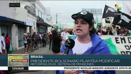 Brasileños se movilizan en defensa de la educación