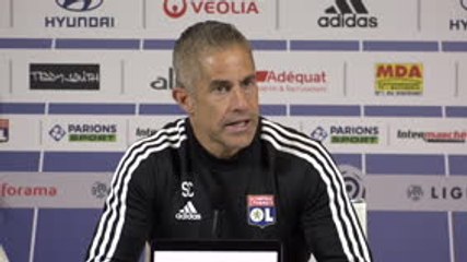 9e j. - Sylvinho : "Je connais la rivalité dans le derby"
