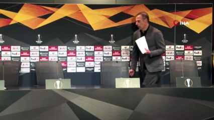 Abdullah Avcı'dan Eleştirilere Cevap: “20 Yıllık Tecrübem 5 Maçta Sorgulanamaz”