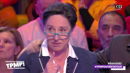 Danielle Moreau en larmes en adressant un message à la présidente de France Télévisions