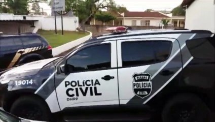 Vídeo: Alessandro Meneghel é preso para cumprir pena de 29 anos por morte de policial federal