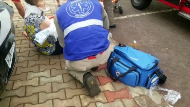 Mulher fratura braço ao sofrer queda no Bairro Pacaembu