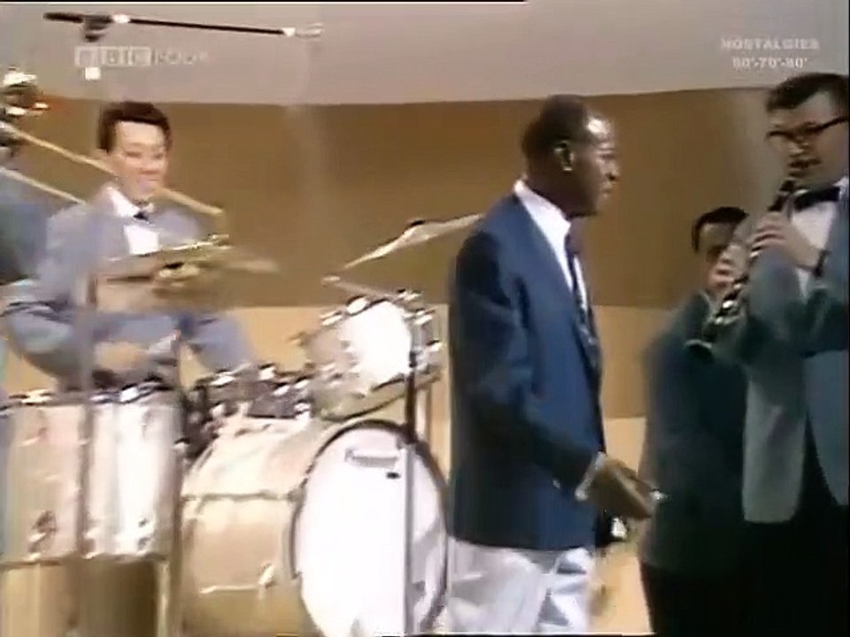 Louis Armstrong - What a wonderful world - LIVE! 1967