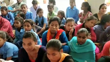 *महात्मा गांधी के बताए राहों पर चलकर ही देश में अमन व शांति स्थापित होगी : चंदन चौहान (एसडीएम)*  गौनाहा के भितिहरवा आश्रम में गांधी जी के 150 वी जयंती के अवसर पर एसडीएम चंदन चौहान ने कहा कि महात्मा गांधी के बताए राहों पर चलकर ही देश में अमन व शांति स्थापि