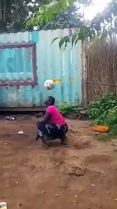 Jolie vidéo, pour ceux qui se prennent pour des "vedet...", faite le ou plutot essayez.!!