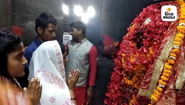 મુંડેશ્વરી મંદિરમાં બલિ માટે ચોખા નાખતાં જ બકરો બેભાન થઇ જાય છે, સહેજપણ લોહી વહેતું નથી