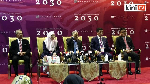 Vision 2020 wasn't achieved as previous gov't followed wrong strategies, says Dr M